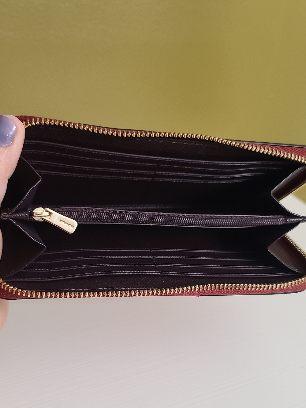 COACH Pink & Burgundy Zip-Around Leather Wallet - Picture 5 of 8